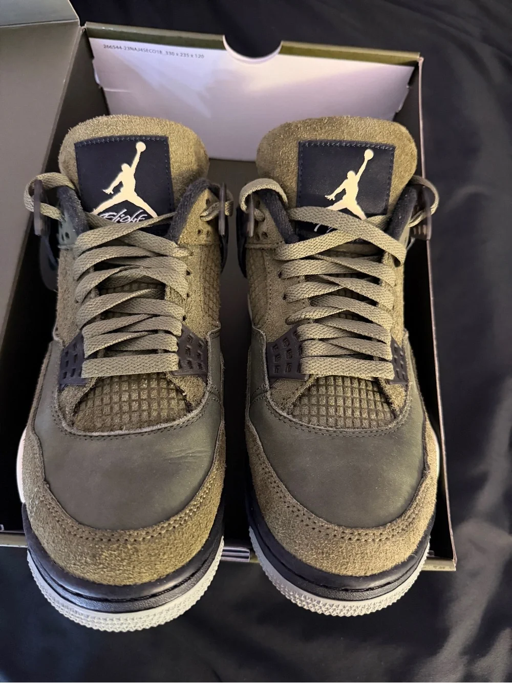 Air Jordan 4 Retro Craft Olive Men's 7 / Women's 8.5